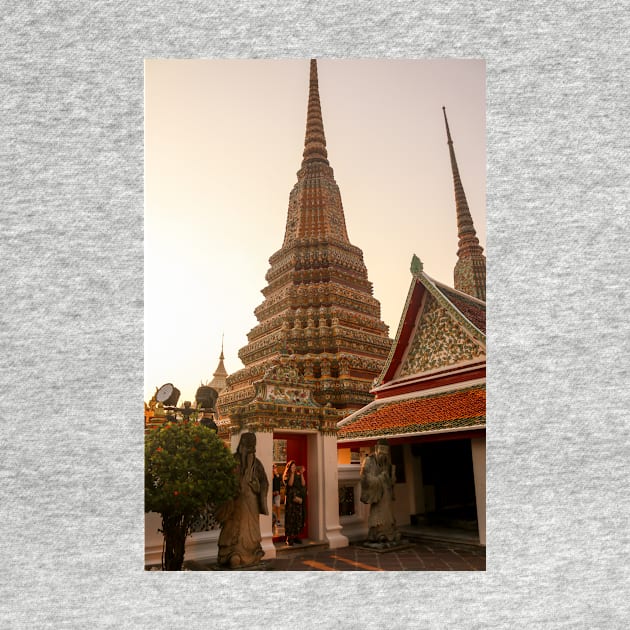 Third entrance view to Phra Chedi Rai at Wat Pho by kall3bu